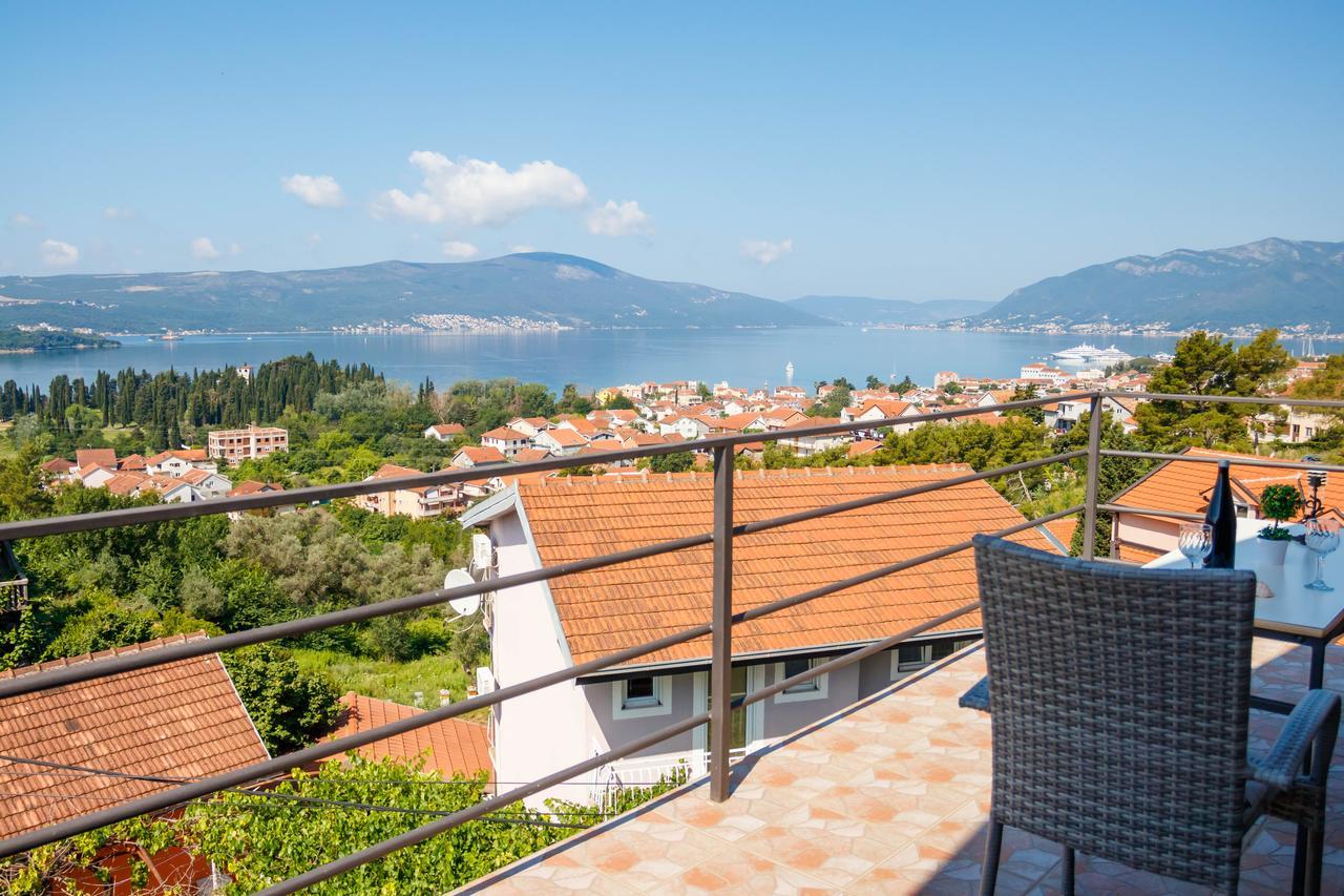 Apartmani Petar Tivat Ngoại thất bức ảnh