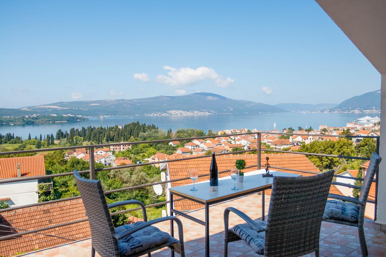 Apartmani Petar Tivat Ngoại thất bức ảnh